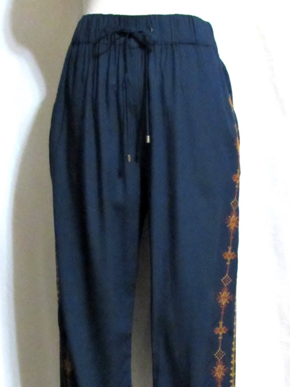 NEW Women's Ladies SUNDANCE Navy Embroidered Drawstring Pants S $84